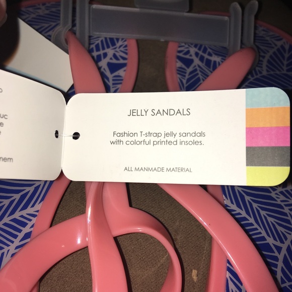 clearance! Banana Leaf Jelly Sandals - Picture 5 of 5
